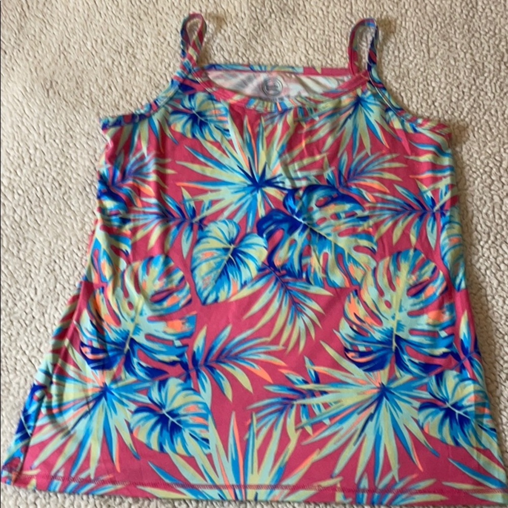Tank tops - Picture 2 of 3